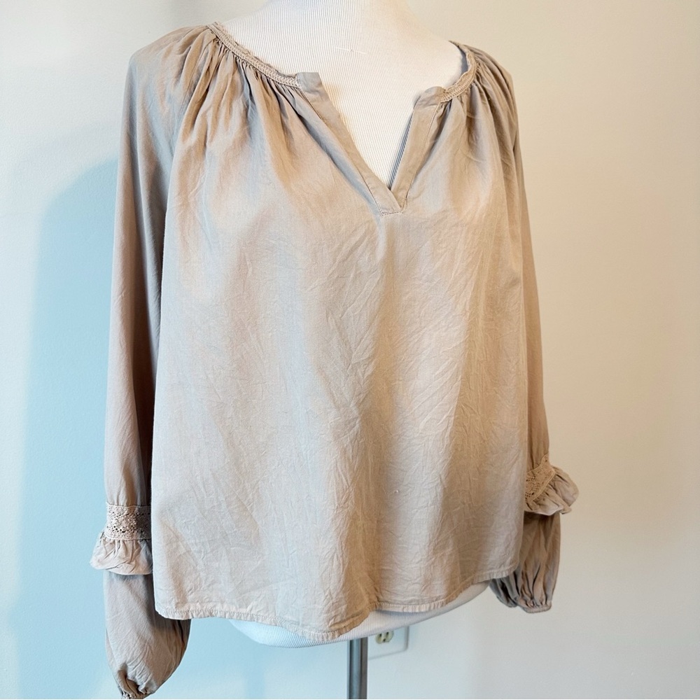 Evereve Elli Top Blouse Sandstone Poplin Blouson Crochet Balloon Sleeves, M - Picture 4 of 16